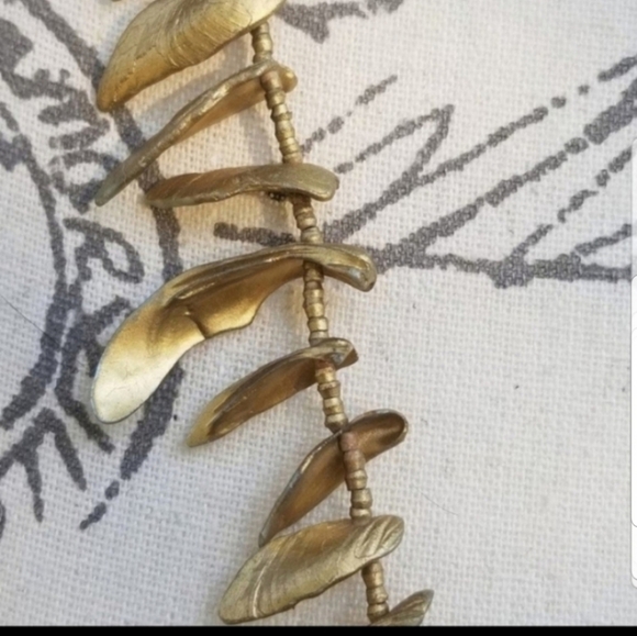 VINTAGE GOLD BRUSHED SEASHELL BOHO NECKLACE - Picture 3 of 4
